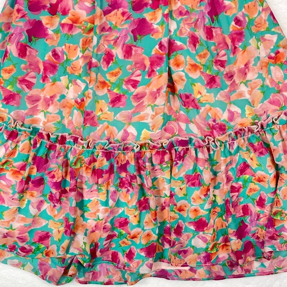 Gorgeous Floral Print Halter Top Dress. French romance, flowy, colorful poet - Picture 3 of 8